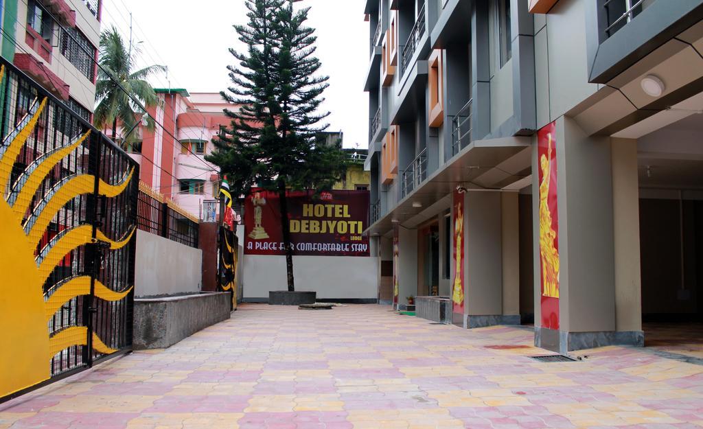 Hotel Debjyoti Siliguri Buitenkant foto