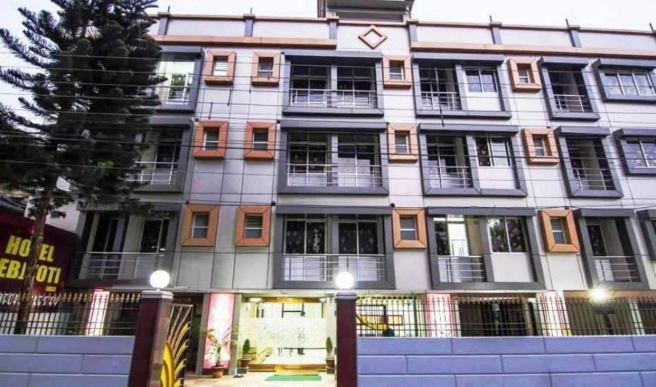 Hotel Debjyoti Siliguri Buitenkant foto